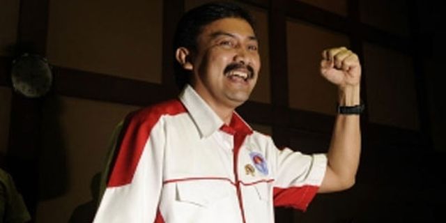Nurdin Halid Minta Menpora Konsisten Atas Kebijakan Pemain Timnas Nurdin Halid Minta Menpora Konsisten Atas Kebijakan Pemain Timnas