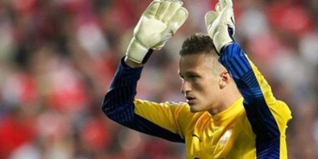 Cedera Memburuk, United Tanpa Lindegaard Sebulan