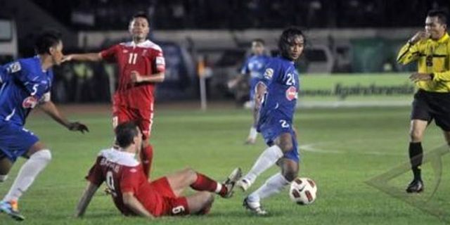 ISL Review: Persib Hajar Pelita Jaya di Bandung ISL Review: Persib Hajar Pelita Jaya di Bandung