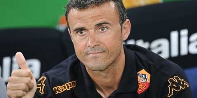 De Rossi: Enrique Bangkitkan Semangat Roma De Rossi: Enrique Bangkitkan Semangat Roma