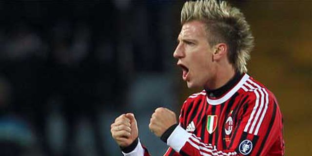 Allegri: Maxi Lopez Lakukan Pekerjaan Hebat