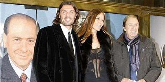 Cesare Ragu Paolo Maldini Bakal Latih PSG