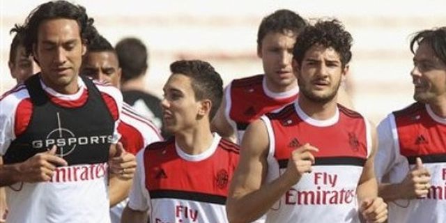 Hadapi Cesena, Milan Simpan Pato, Nesta dan Boateng