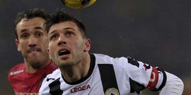 Review: Udinese Tak Mampu Jebol Gawang Cagliari Review: Udinese Tak Mampu Jebol Gawang Cagliari