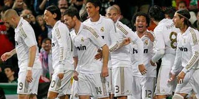 Mourinho: Madrid, Fokuslah ke Liga Champions! Mourinho: Madrid, Fokuslah ke Liga Champions!
