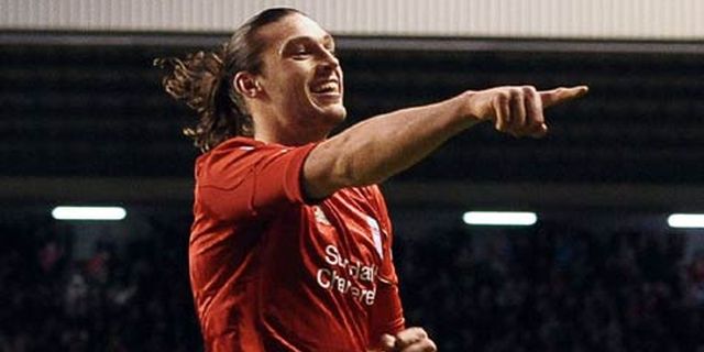 Gerrard: Carroll Pemain Terbaik Kami Gerrard: Carroll Pemain Terbaik Kami