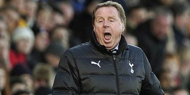 Spurs Tertahan, Redknapp Keluhkan Kondisi Lapangan Spurs Tertahan, Redknapp Keluhkan Kondisi Lapangan