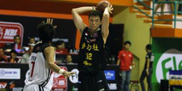 CLS Knights Menangkan Derby Surabaya CLS Knights Menangkan Derby Surabaya