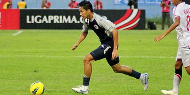 Meiga, Dendi dan Hendro Hijrah ke Arema ISL