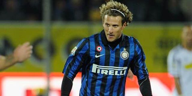 Forlan Tak Sabar Kembali Tampil di Liga Champions