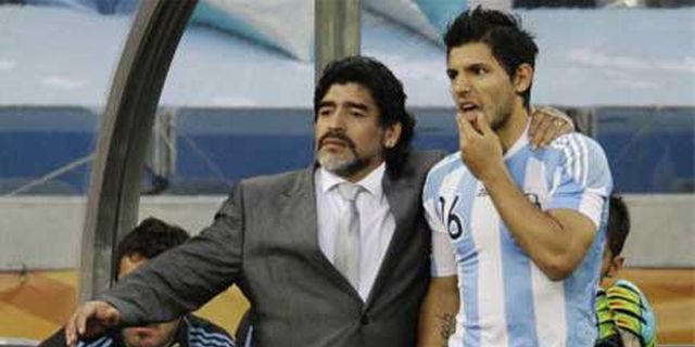 Maradona Lebih Senang Aguero Berkostum Atletico Maradona Lebih Senang Aguero Berkostum Atletico