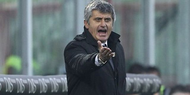 Arrigoni Jadi Pelatih ke-13 di Serie A Yang Dipecat Arrigoni Jadi Pelatih ke-13 di Serie A Yang Dipecat