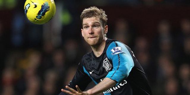 Mertesacker Yakin Tetap Tampil di Euro 2012 Mertesacker Yakin Tetap Tampil di Euro 2012