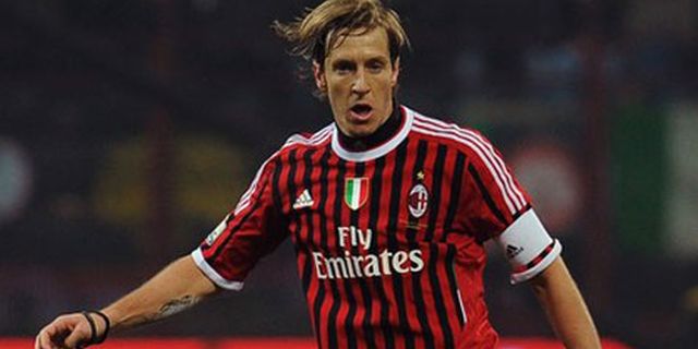 Milan: Kontrak Baru Ambrosini Tunggu Akhir Musim Milan: Kontrak Baru Ambrosini Tunggu Akhir Musim