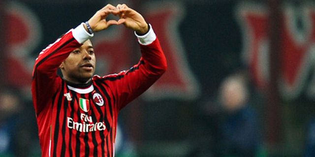 Robinho Ingin Sepuluh Tahun Lagi di AC Milan Robinho Ingin Sepuluh Tahun Lagi di AC Milan