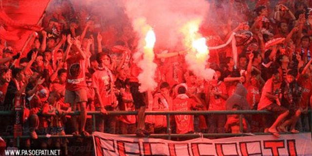 Panpel Perketat Keamanan laga Persis Solo - PSCS Cilacap Panpel Perketat Keamanan laga Persis Solo - PSCS Cilacap