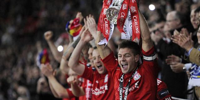Gerrard Inginkan Lebih Dari Sekedar Piala Liga Gerrard Inginkan Lebih Dari Sekedar Piala Liga