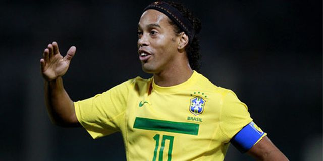 Ronaldinho Ingin Masuk Skuad Olimpiade Brasil Ronaldinho Ingin Masuk Skuad Olimpiade Brasil