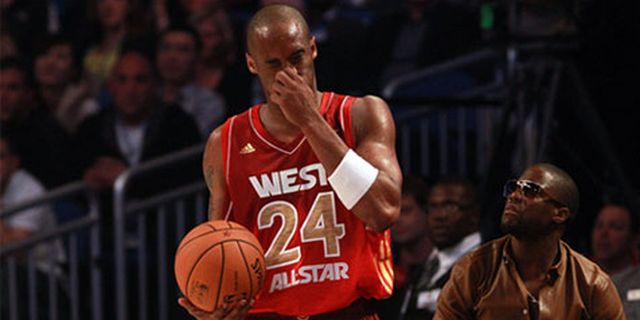 Kobe Bryant Alami Patah Tulang Hidung Kobe Bryant Alami Patah Tulang Hidung