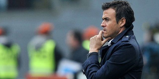 Luis Enrique Tolak Gantikan Guardiola di Barcelona