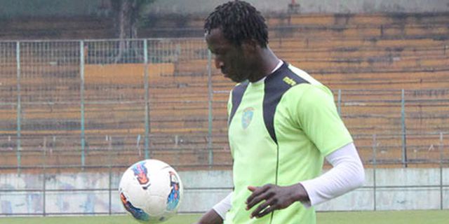 Ibrahima Punya Kans, Korinus Batal Gabung Persebaya