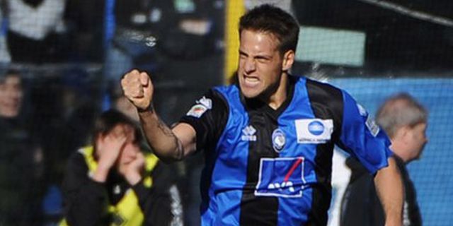 Cetak Hattrick, Denis Diguyur Bonus