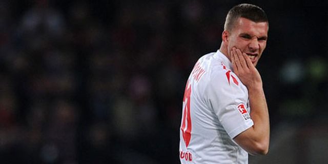 Gelapnya Masa Depan Lukas Podolski Gelapnya Masa Depan Lukas Podolski