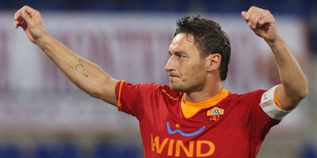 Totti Siap Tempur di Laga Derby Della Capitale Totti Siap Tempur di Laga Derby Della Capitale
