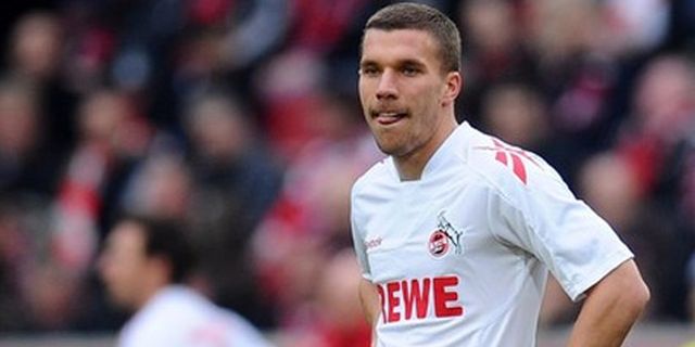 Inter dan Milan Beradu Cepat Dapatkan Podolski Inter dan Milan Beradu Cepat Dapatkan Podolski