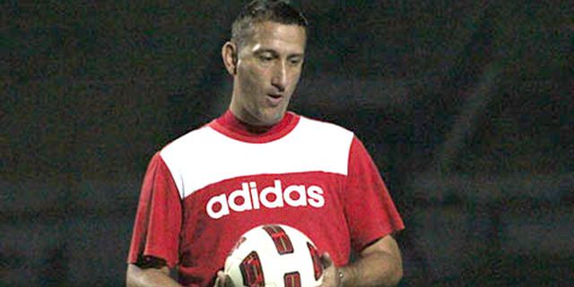 Jorg Peter Butuh Bantuan 'Dewi Fortuna'