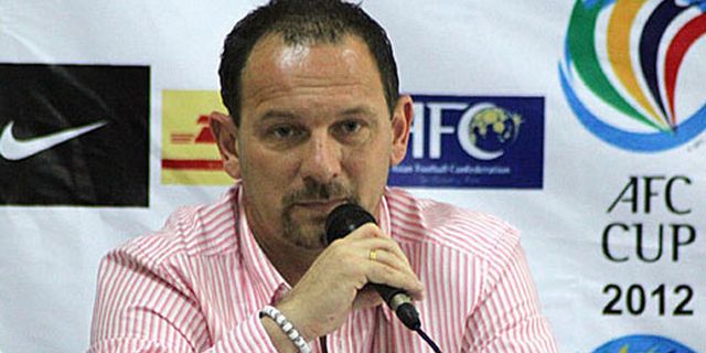 Dejan: Jangan Tembak Kami Dari Belakang Dejan: Jangan Tembak Kami Dari Belakang