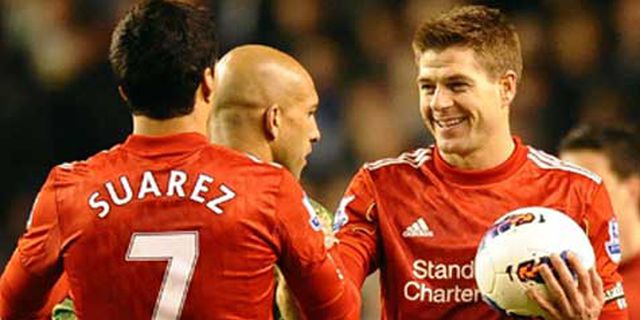 Gerrard: Saya, Suarez, dan Carroll Akan Menjadi Ancaman