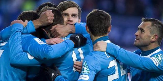 Zenit Gelontor Lima Gol ke Gawang Dynamo Moscow
