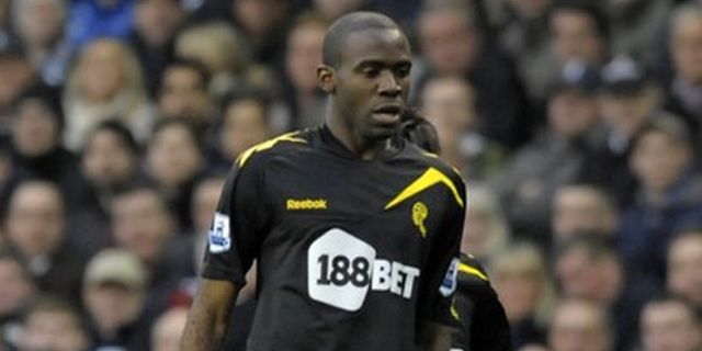 Muamba Sadar, Langsung Bertanya Skor Pertandingan Muamba Sadar, Langsung Bertanya Skor Pertandingan