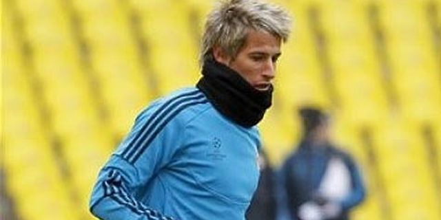 Mourinho Akhiri Sanksi Merokok Bagi Coentrao Mourinho Akhiri Sanksi Merokok Bagi Coentrao