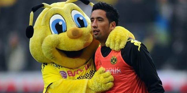 Akhir Musim, Lucas Barrios Menuju Guangzhou Evergrande Akhir Musim, Lucas Barrios Menuju Guangzhou Evergrande
