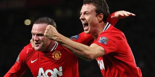 Evans: United Beruntung Tak Diganjar Penalti Evans: United Beruntung Tak Diganjar Penalti
