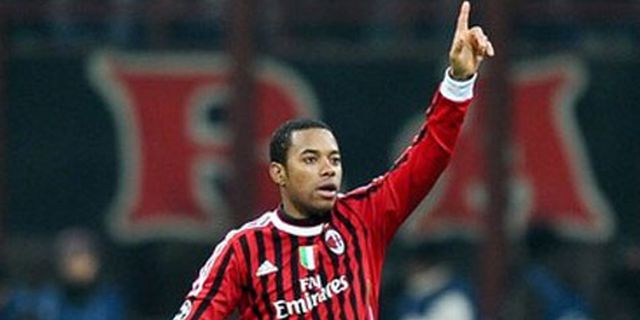 Ladeni Barca, Milan Kembali Diperkuat Robinho Ladeni Barca, Milan Kembali Diperkuat Robinho