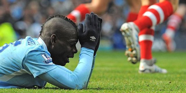 City Siap Lepas Balotelli City Siap Lepas Balotelli