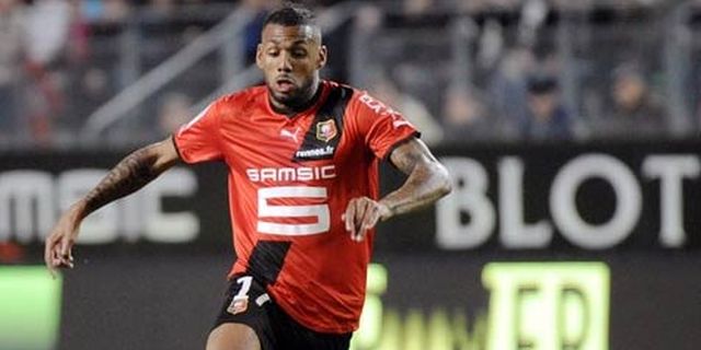 M'Vila di Antara Arsenal dan Madrid M'Vila di Antara Arsenal dan Madrid