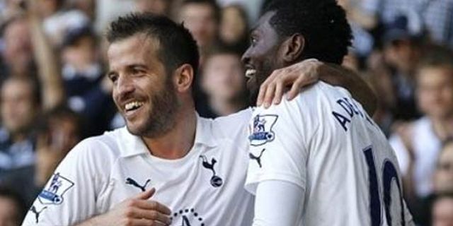 Van Der Vaart: Arsenal Bakal Gugup di Tiga Besar Van Der Vaart: Arsenal Bakal Gugup di Tiga Besar