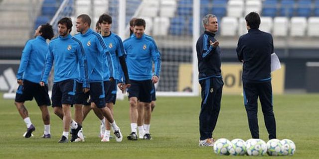 Mourinho: Tim Terkuat Madrid Akan Ladeni APOEL Mourinho: Tim Terkuat Madrid Akan Ladeni APOEL