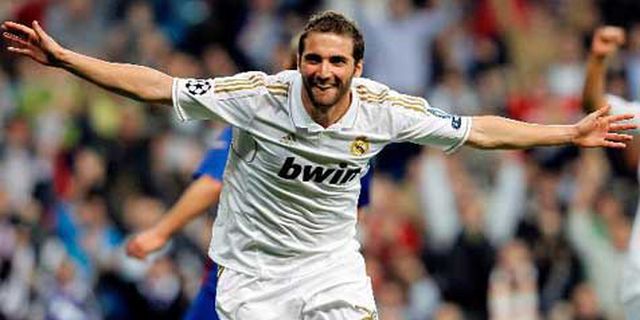 Butragueno: Madrid Akan Pertahankan Higuain Butragueno: Madrid Akan Pertahankan Higuain