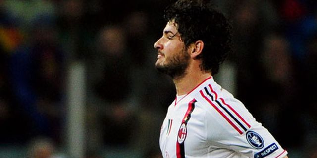 Kembali Cedera, Pato Hanya Bisa Kecewa Kembali Cedera, Pato Hanya Bisa Kecewa