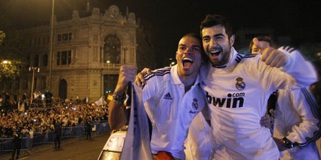 Albiol: Madrid Berambisi Sapu 2 Gelar Tersisa