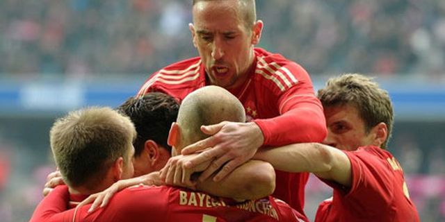 Dua Gol Gomez Panaskan Persaingan Bayern-Dortmund Dua Gol Gomez Panaskan Persaingan Bayern-Dortmund