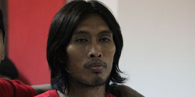 Budi Belum Bisa Turun Lawan Sriwijaya FC