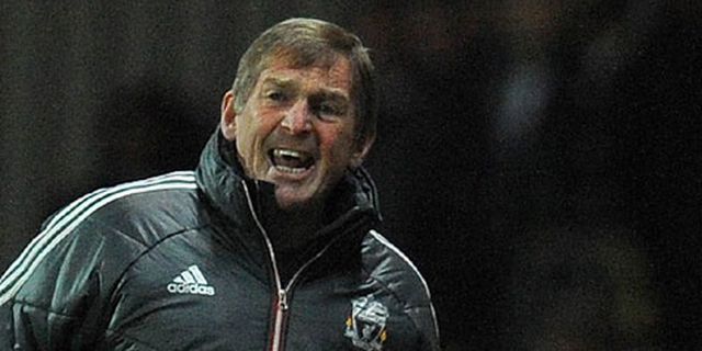 Dalglish Bungkam Kartu Merah Doni