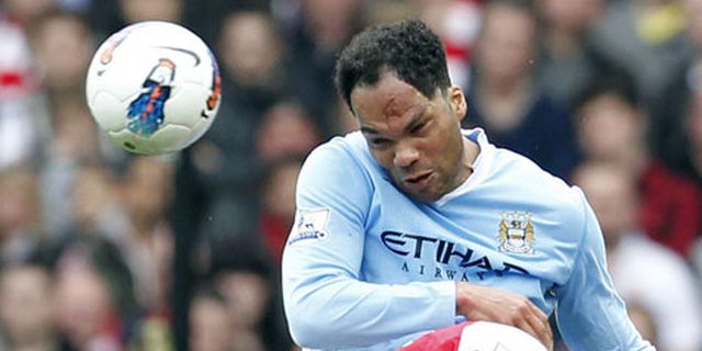 Lescott Bersumpah Tidak Menyerah Kejar United Lescott Bersumpah Tidak Menyerah Kejar United