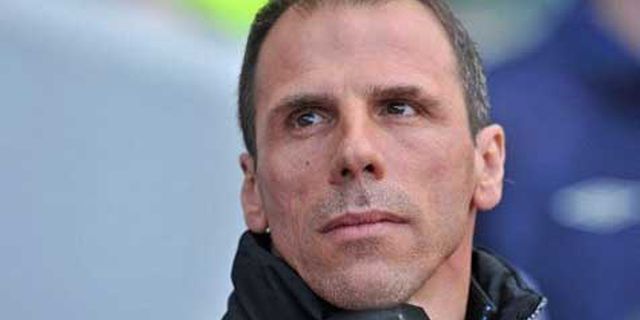 Zola: Munafik Jika Tolak Tawaran Chelsea